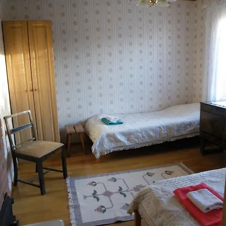Haikaranpesa Parna Holiday Prázdninový dům *