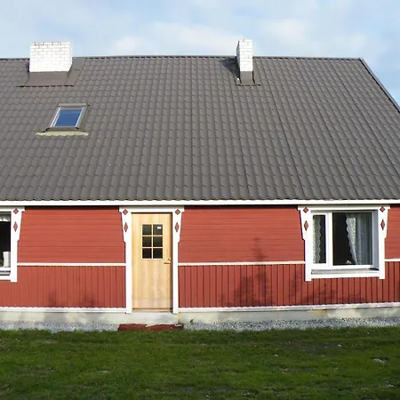 Haikaranpesa Parna Holiday
